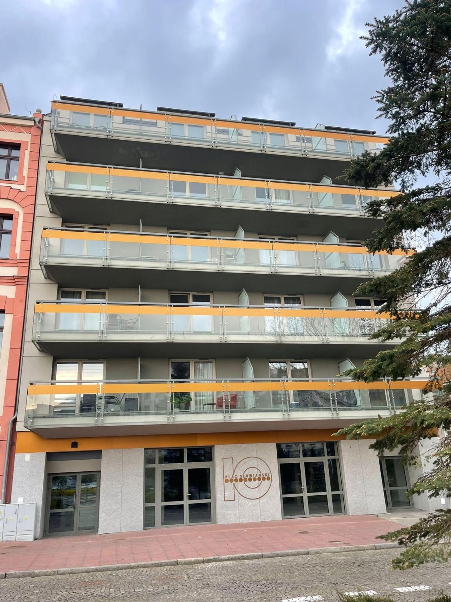 Golden Hour Apartments- Plac Slowianski 36 Swinoujscie Exterior photo